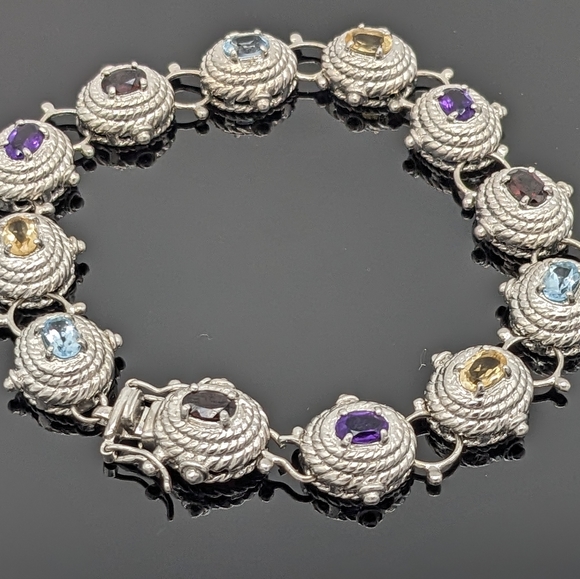 One Plated 5.75cts Multistone Rhodium Bracelet 8.1 in. (3) Violet Amethyst stone - Picture 1 of 15